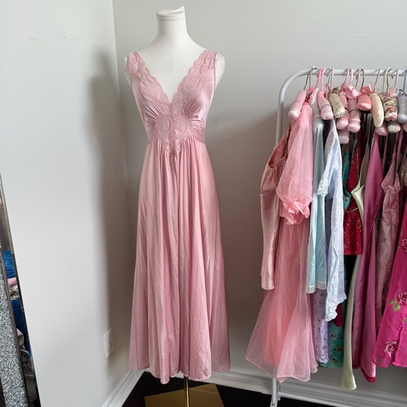 Vintage Pink Lace Robe & Slip Set 70s Satin Lingerie Peignoir Dressing Gown S/m - Picture 4 of 14